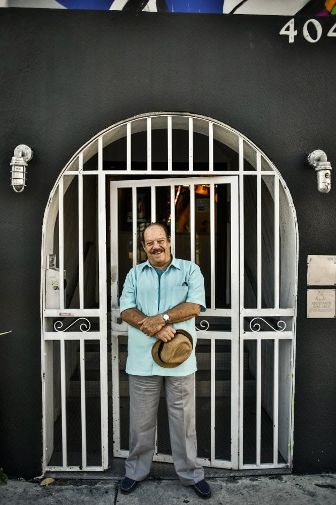 Larry harlow yo soy latino. Larry Harlow El Judio Maravilloso Artista Pianista Compositor Y Productor