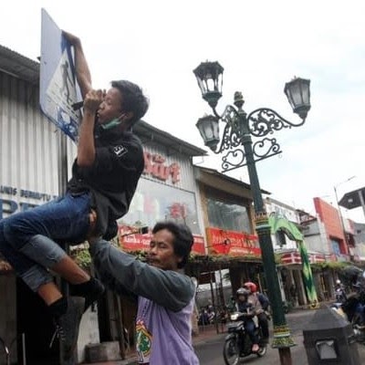 Stiker Tugu Jogja - Datsun Go Tugu Jogja Mbtech / Salah ...