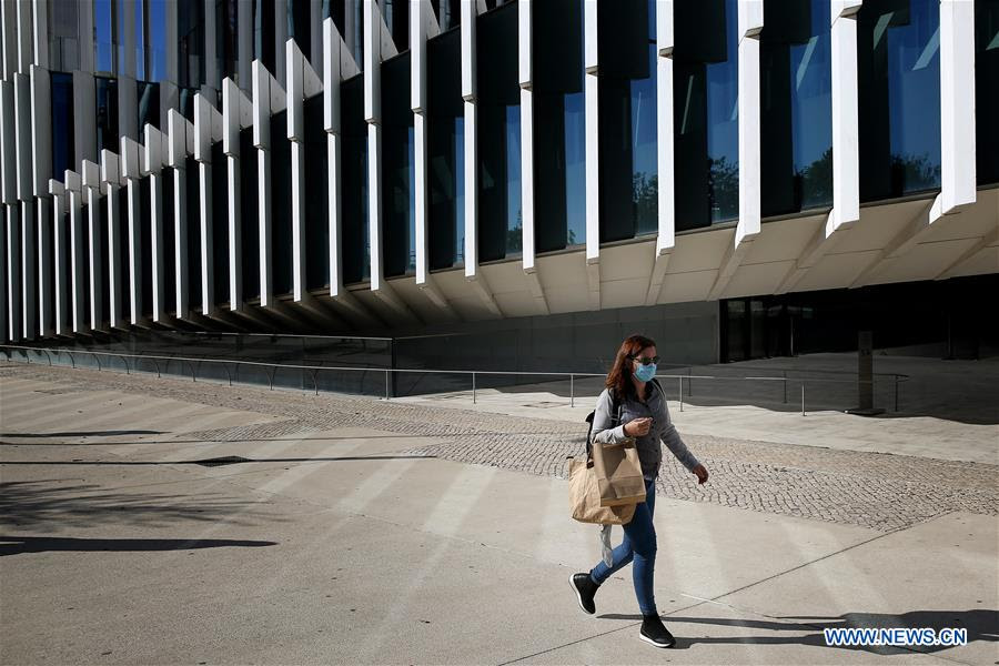 Veja em que nível de risco está o seu concelho. Portugal Registers New Daily Record Of Covid 19 Infections Xinhua English News Cn