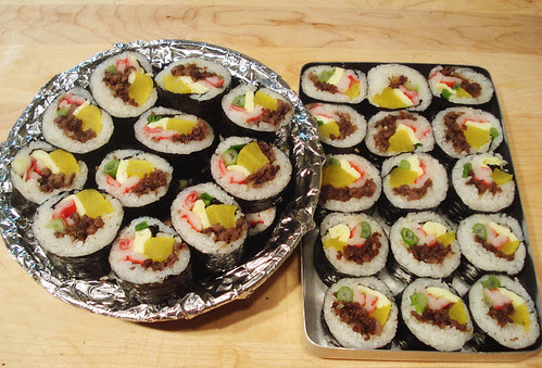 Maangchi's kimbap