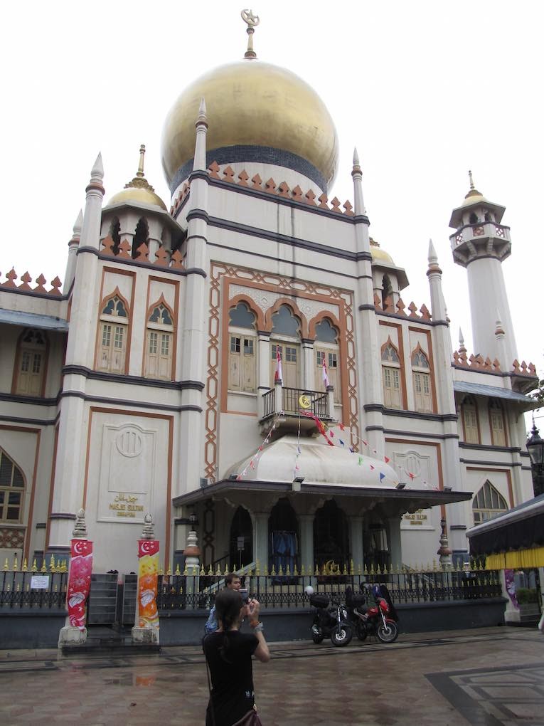 21+ De Sain Gapura Masjid Minimalis