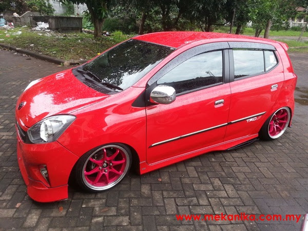 Perodua Axia Merah - Klemburan a