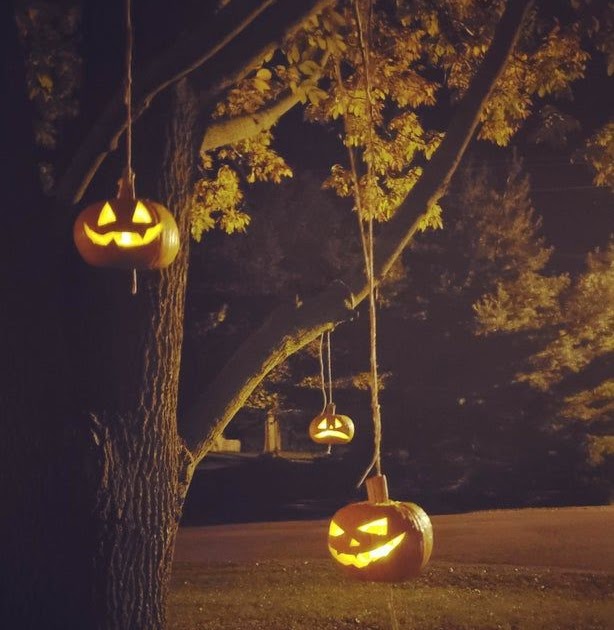 Halloween Horror Nights Zoom Background - HALUCROT