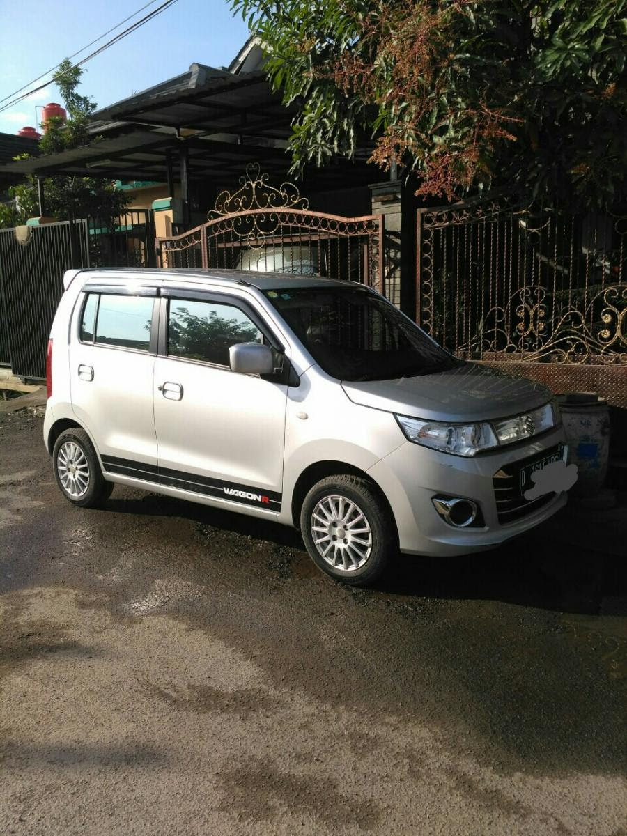 Gambar Mobil Karimun Warna Merah  Modifikasi Mobil