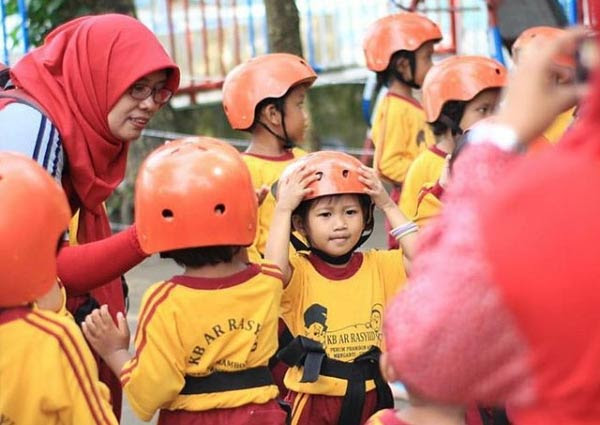 Aneka ragam kegiatan alas prambon outbound sidoarjo. Tempat Wisata Di Sidoarjo Terbaru 2021 Paling Indah