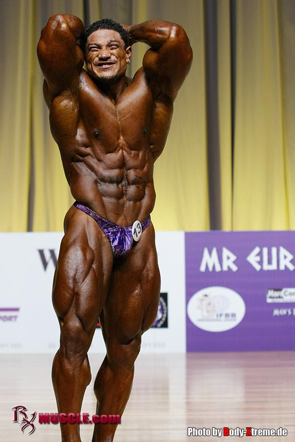 Roelly   Winklaar - IFBB Mr Europe Pro 2011 - #1