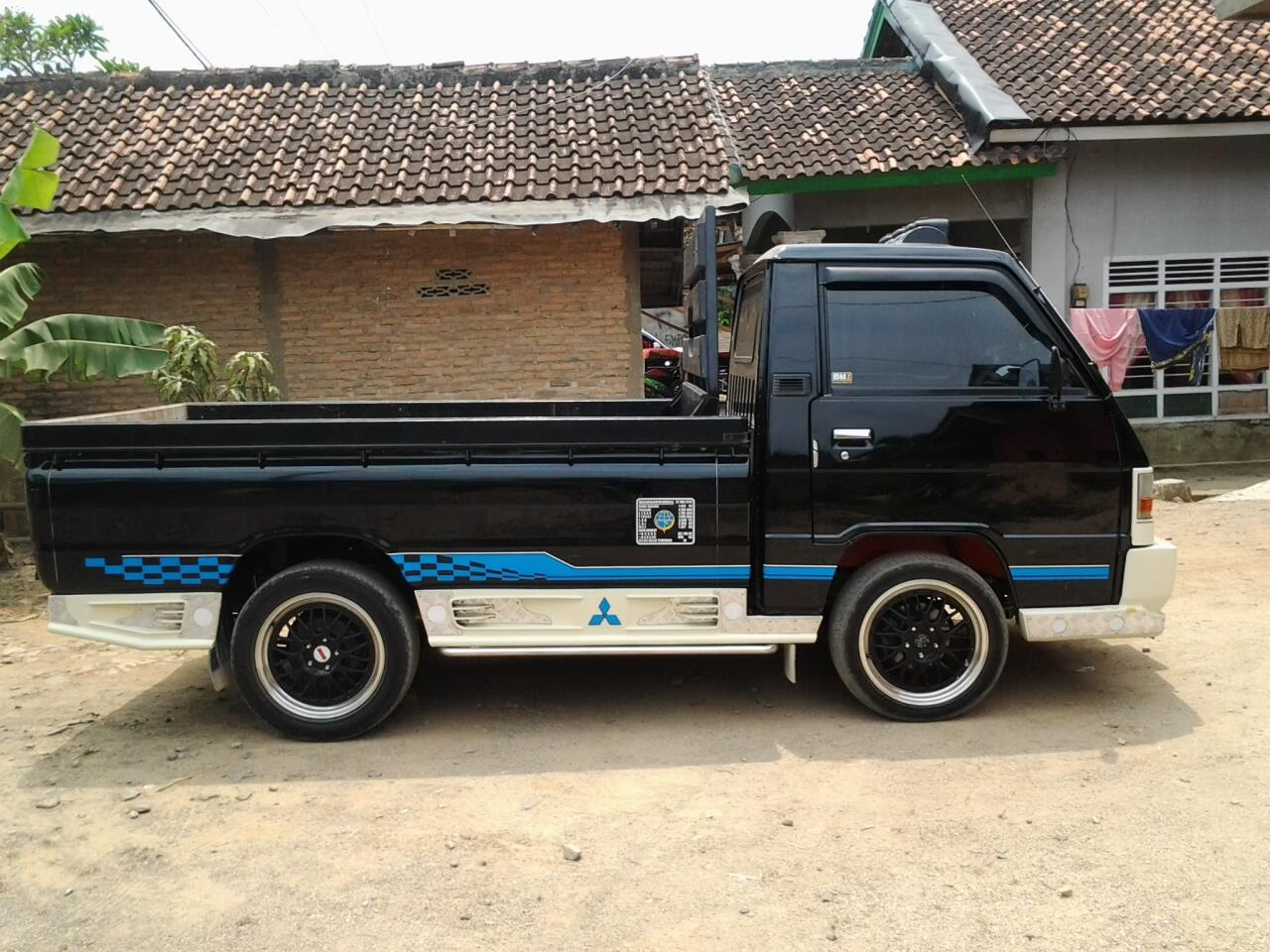 Foto Modifikasi  Mobil Pick Up  L300  Modifikasi  Style