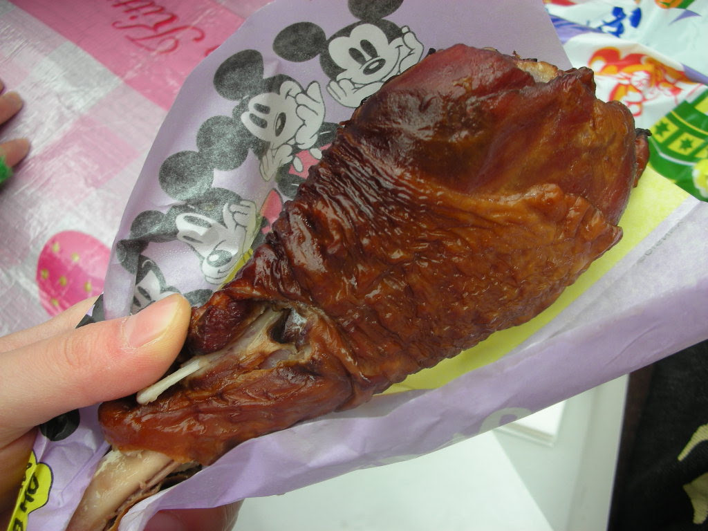 ほとんどのダウンロードディズニー画像 ぜいたくディズニー スモーク ターキー レッグ 食べ 方