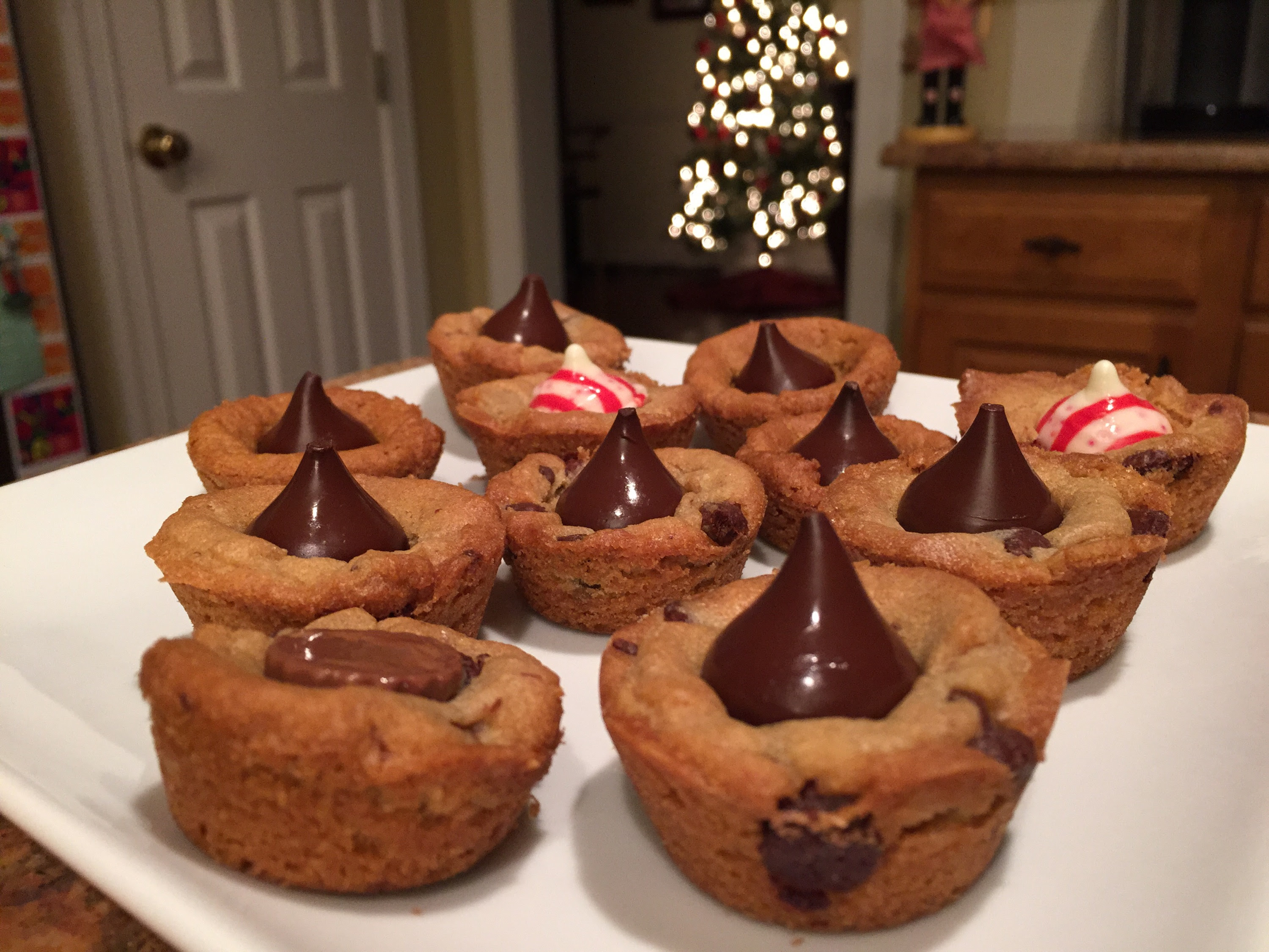 Find some new favorite recipes from the pioneer woman: No Mix Quick Candy Cookies Recipe Classy Mommy
