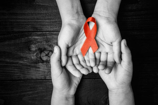 Dissemination of the message HIV transmission eliminated in the context of suppressive ART (Antiretroviral therapy) It is urgent to HIV early treatment