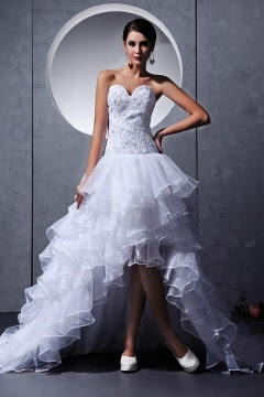 Du wirst dich in unseren brautkleid vorne kurz hinten lang sehr schön finden, sobald du dir unsere nachfolgenden tipps für deine accessoires zu herzen nimmst. Rabatt Elegante Brautkleider Vorne Kurz Hinten Lang On Persun