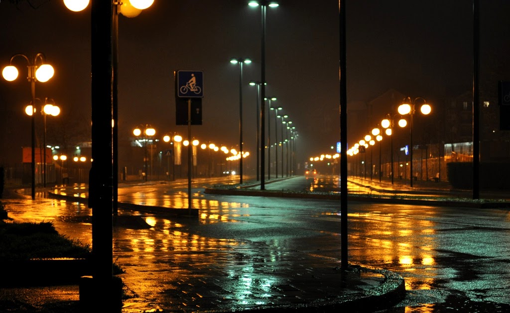 Terkeren 27 Gambar Hujan  Di  Jalan Malam  Hari  Bari Gambar