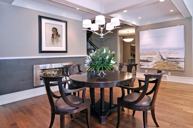 Two tone walls with chair rail oscarsplace furniture ideas beautiful. Are Two Tone Walls Making A Comeback Here Are 20 Examples