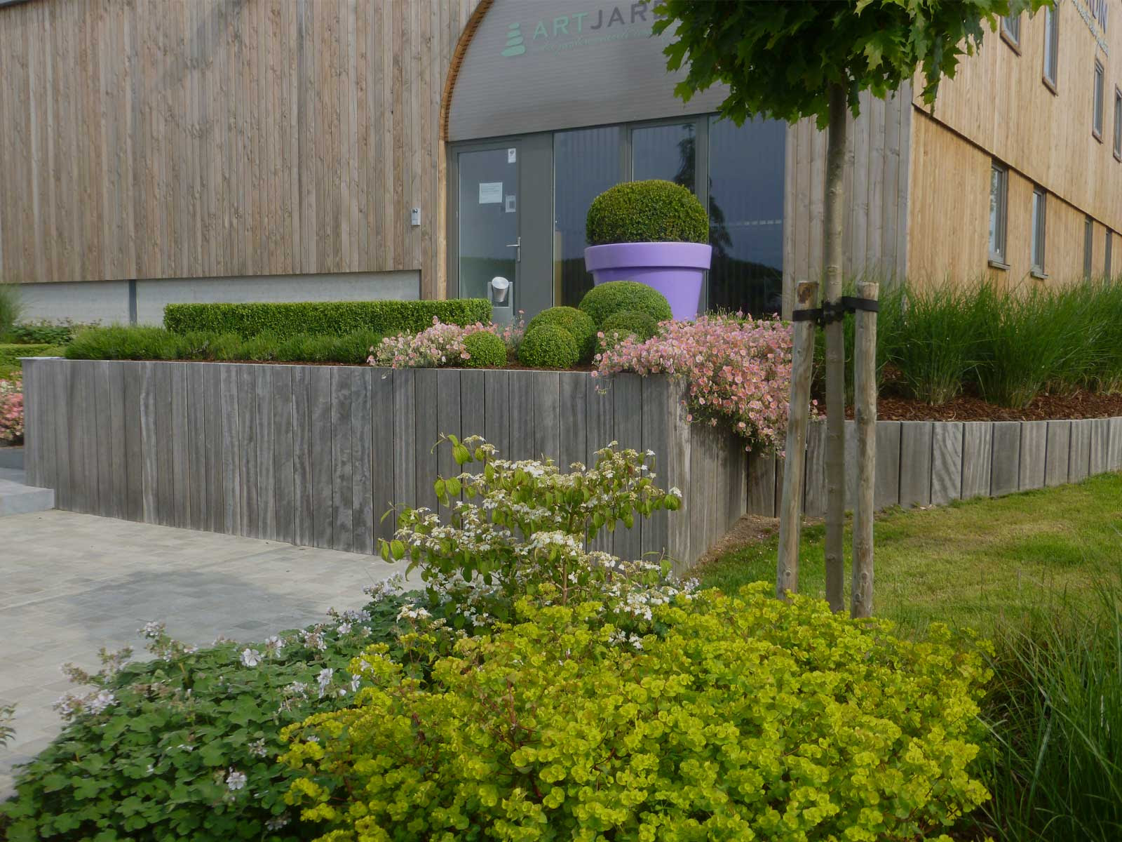 Formatub budget vous propose de découvrir ici son univers aménagement extérieur. Art Jardin Votre Specialiste En Amenagements De Jardins