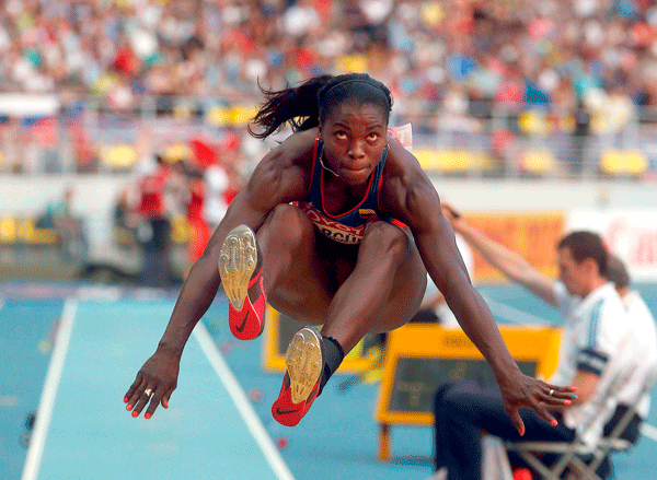 La campeona de salto triple compartió en sus redes sociales. Catherine Ibarguen Primera En La Liga De Diamante En Shangai