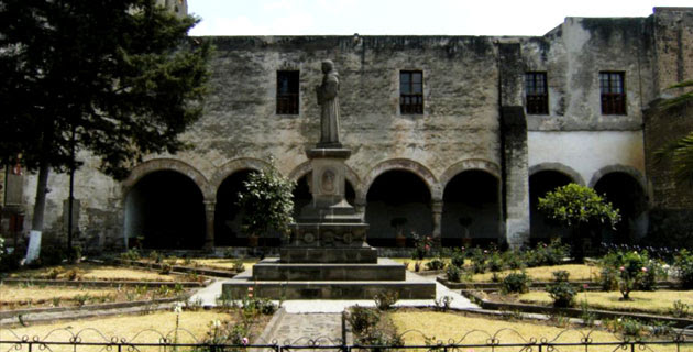 Parroquia de San Luis Obispo de tolosa en Tlalmanalco.