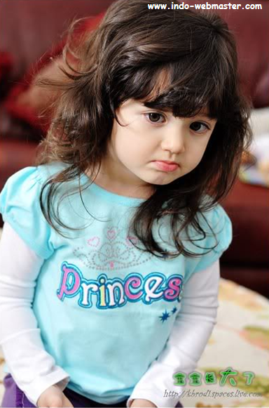 Anak Kecil Tercantik Di Dunia Maii