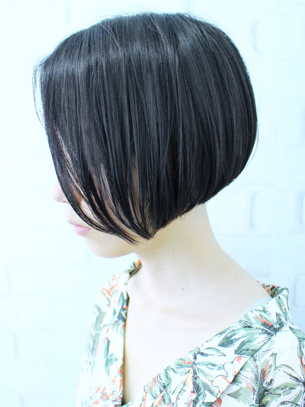 オリジナル 髪型 ショート ボブ 前 下がり ヘアスタイルギャラリー