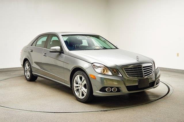 2010 Mercedes-Benz E-Class Luxury Sedan
