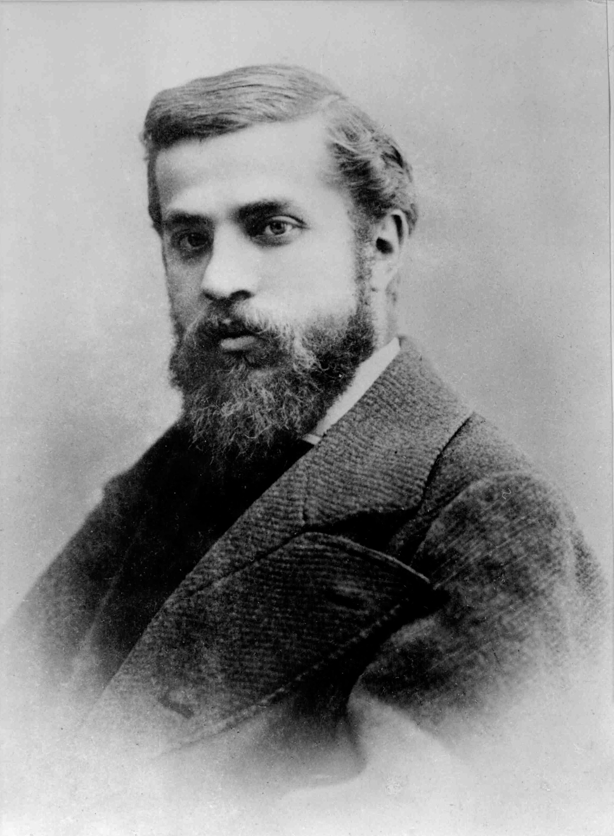 Ficheiro:Antoni Gaudi 1878.jpg