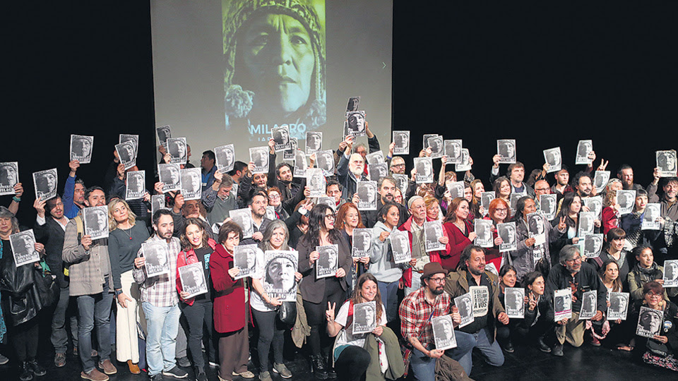 Luego de la proyección, los invitados reclamaron la libertad de Milagro Sala.