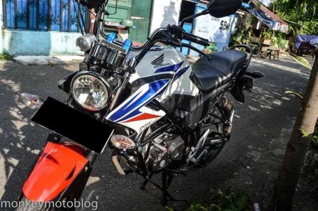 Foto Modifikasi Vixion Lampu Pesek Customise q