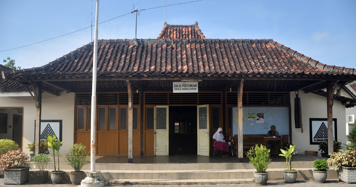 Emperan Rumah Joglo Ceria kc