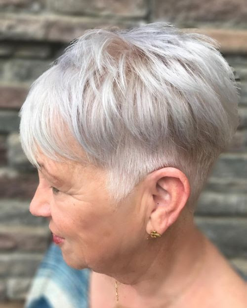 This haircut will really bring out your natural hair color really well and complement the gray or white you might be getting. 40 Must See Hairstyles For Women Over 60 Palau Oceans