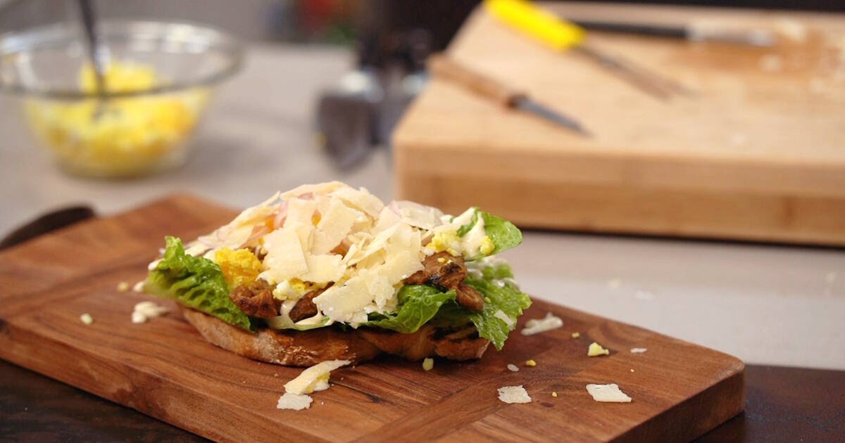 Dagelijkse Meus | Recepten van Jeroen Meus: Vegetarische "Caesar" sandwich