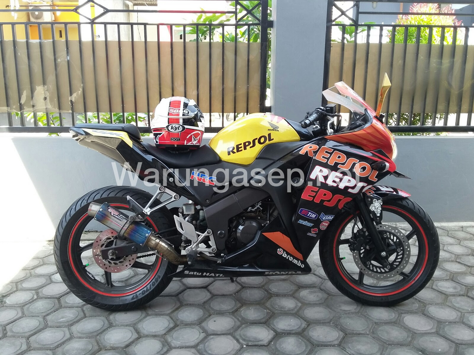 Top Modifikasi Cbr 150 Old Merah Modifikasi Motor