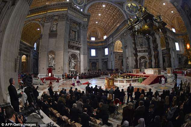 Pope Francis enters the Christian Holy Week with a row simmering over whether or not he had denied the existence of hell