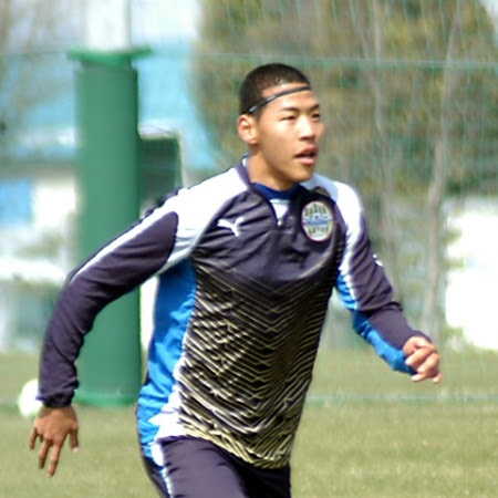 ダウンロード済み サッカー 女子 ヘア バンド サッカー 女子 ヘア バンド 付け方