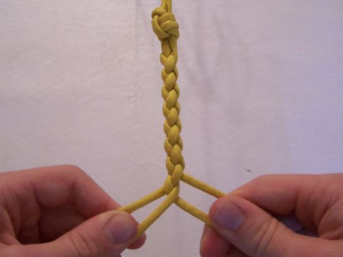 (( bracelets )) round 4 strand braid. T J Potter Sling Maker Instructions For A 4 Strand Round Braid