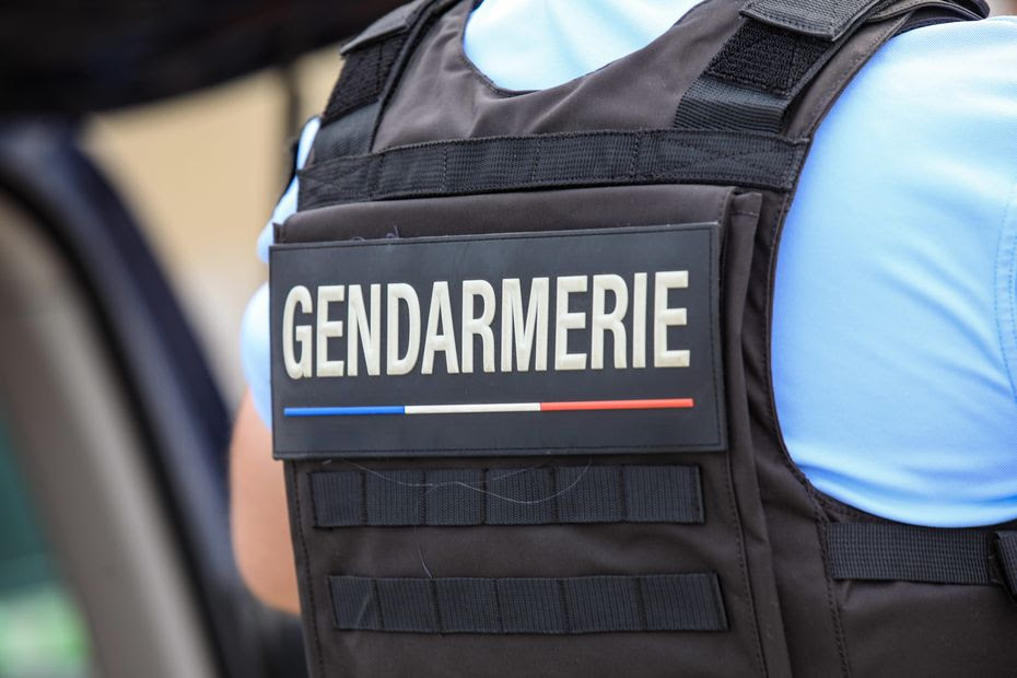 Isère : une rave party rassemble des centaines de personnes sur la commune de Lentiol