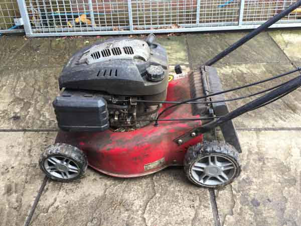 We are a small, independent business and pride ourselves on the quality of service and level of personal attention we give to all of our customers. Lawn Mower Repairs And Servicing
