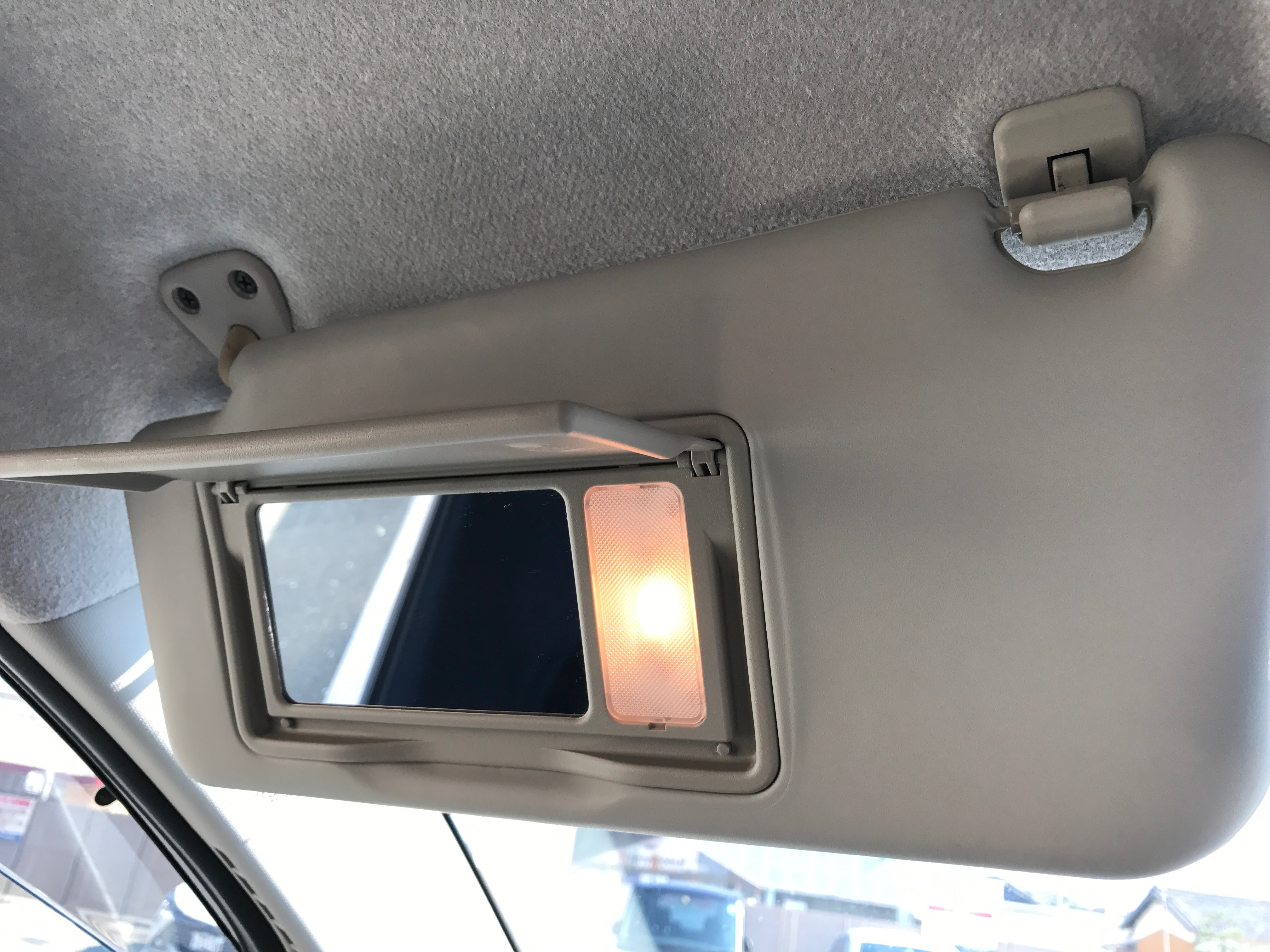 車 内装 名称 日よけ Kuruma