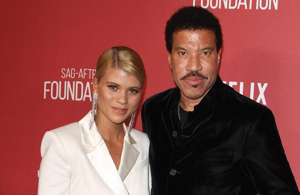 Jul 15, 2019 · kylie jenner is showing sofia richie some major love! Lionel Richie Is Supportive Of His Daughter Sofia Richie S New Romance Leisure