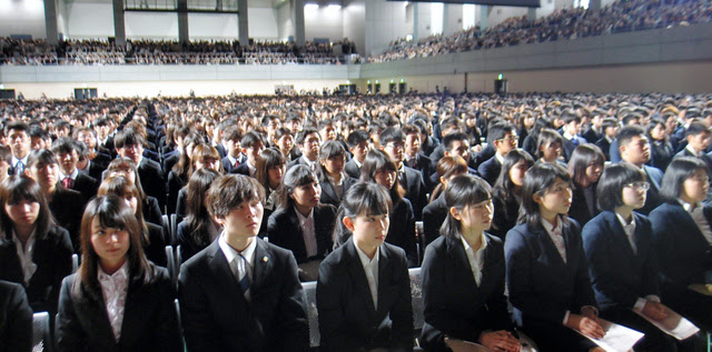ファッショントレンド 新鮮な大学 入学 式 服装 女子