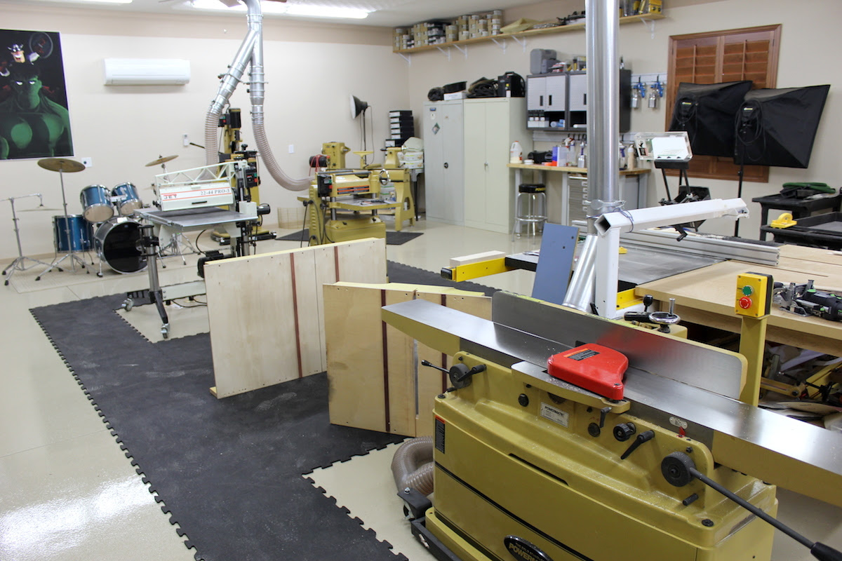 Woodworkers can make use of the hand or a stylus pen to draw woodworking designs on its responsive workspace and interface. 12 Shop Layout Tips The Wood Whisperer