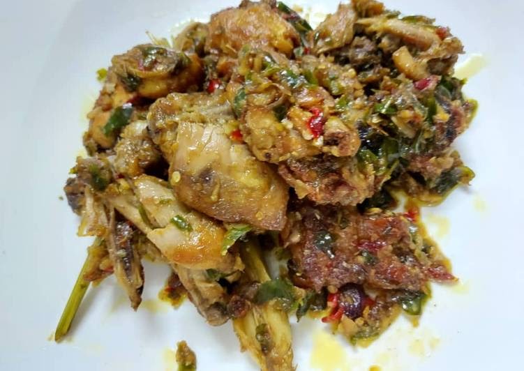 Panduan memasak Ayam Masak Balado Hijau - Resep Enak Indonesia