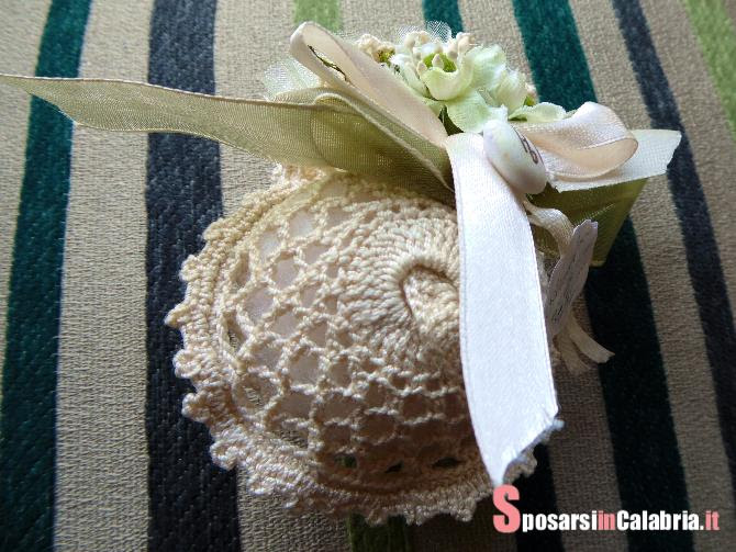 Centrini bomboniere promesse di matrimonio borseefilati. Bomboniere Fai Da Te All Uncinetto Sposarsi In Calabria