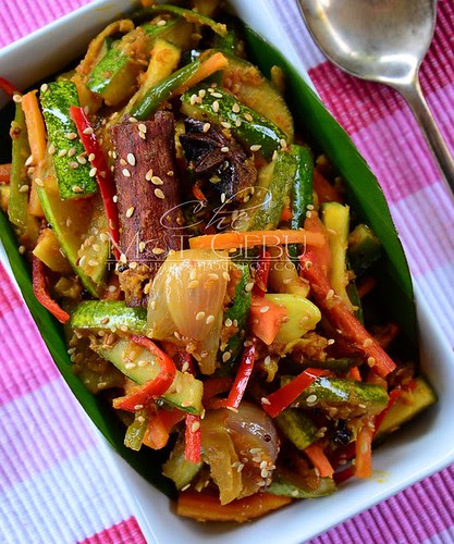 ACAR RAMPAI SARI