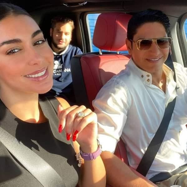 اختيرت ياسمين صبري ضمن أجمل 100 وجه في العالم لعام 2017، وتعد هي الفنانة المصرية الوحيدة في هذه القائمة. ÙŠØ§Ø³Ù…ÙŠÙ† ØµØ¨Ø±ÙŠ Ø¨Ø±ÙÙ‚Ù‡ Ø²ÙˆØ¬Ù‡Ø§ ÙˆØ´Ù‚ÙŠÙ‚Ù‡Ø§