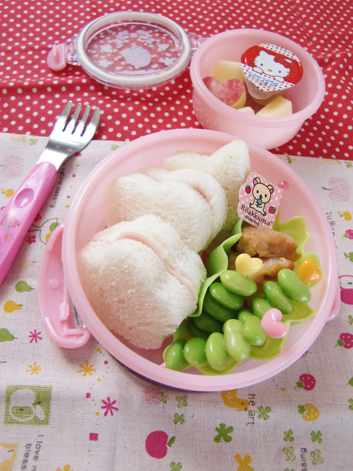 上幼稚園 お 弁当 女の子 イラスト画像