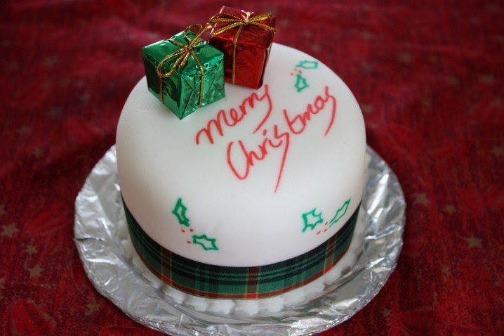 In no particular order, here are 20 pretty christmas desserts for you to try this festive season. 10 Cute Christmas Cake Ideas You Must Love Pretty Designs