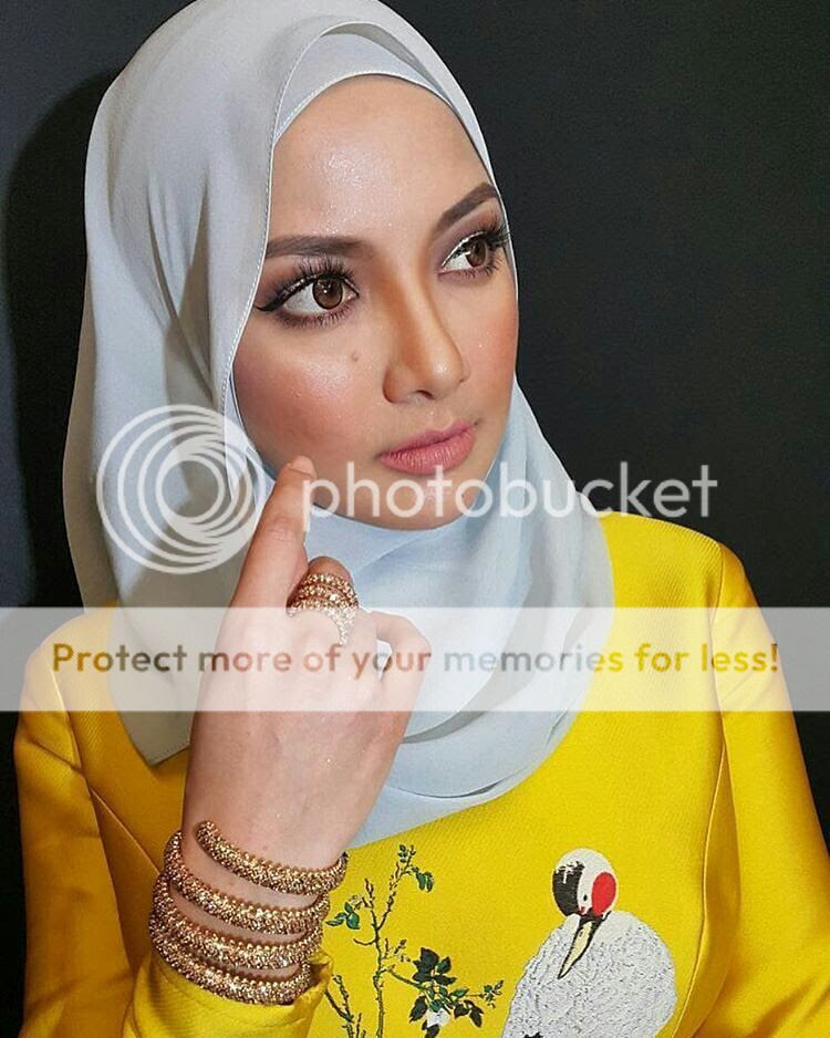 Latest oldest most discussed most shared most viewed. 42 Gambar Selebriti Di Sekitar Majlis Anugerah Meletop Era 2016
