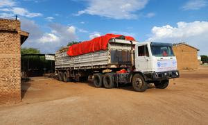 Llegó a Darfur Oriental el primer convoy humanitario desde el inicio del conflicto en Sudán, en abril de 2023.