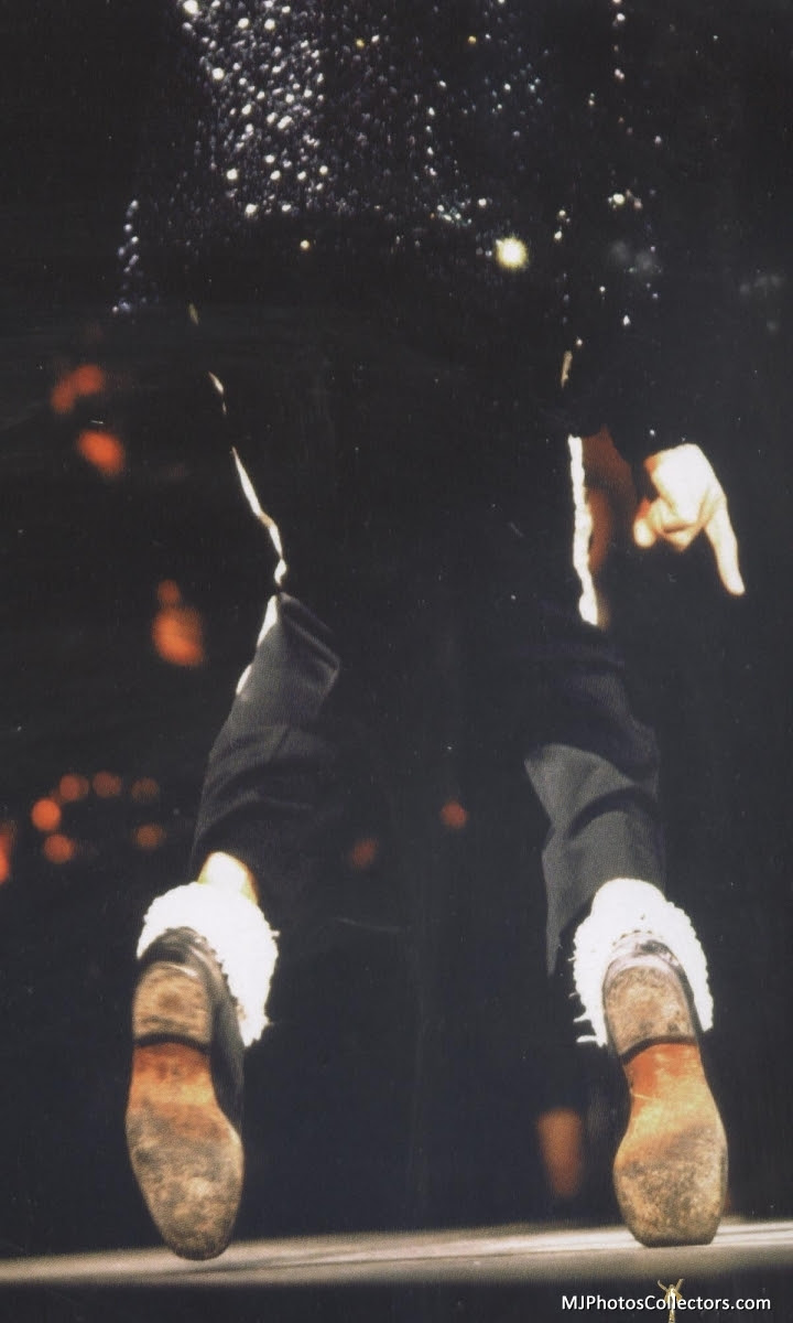 See more billie jo powers wallpaper, green day billie joe wallpapers, billie lurk dishonored wallpaper, billie jean wallpaper, billie piper looking for the best billie jean wallpaper? Bad Tour Billie Jean Michael Jackson Foto 13443793 Fanpop
