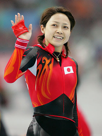 画像をダウンロード 岡崎 朋美 画像