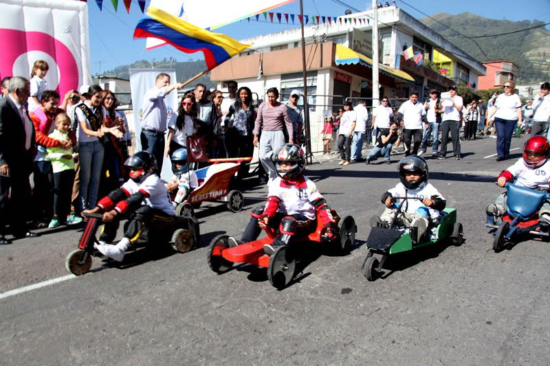 Juegos Tradicionales De Quito Coches De Madera / Los ...